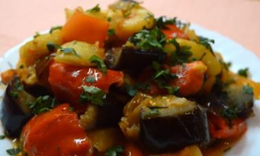 Рагу из овощей с баклажанами и кабачками Овощное рагу с кабачками и синенькими